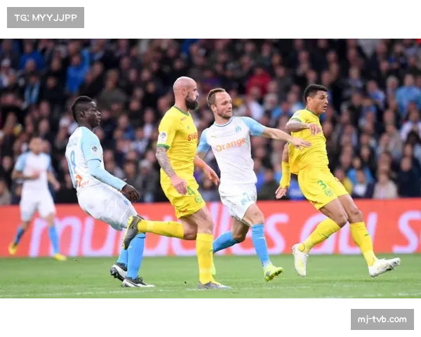 里昂vs马赛前瞻：两队均强调快速转换，中场失控方或将陷入被动