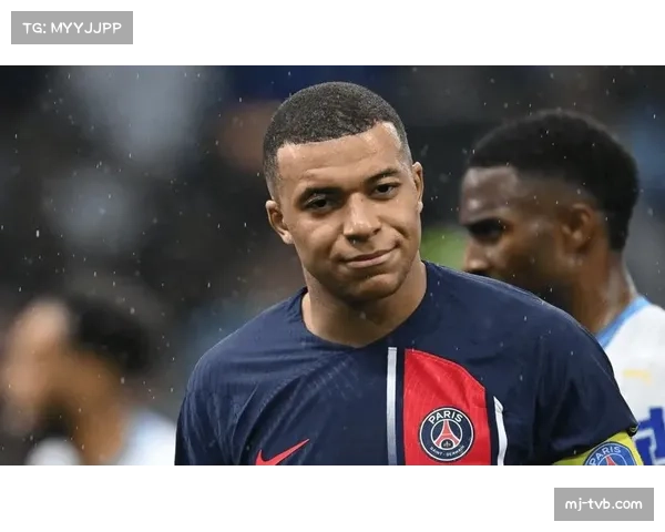 法国邮政发行纪念邮票，表彰巴黎圣日耳曼女足夺得欧冠的成就